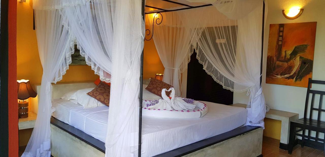 Flower Garden Lake Resort Tissamaharama Ngoại thất bức ảnh